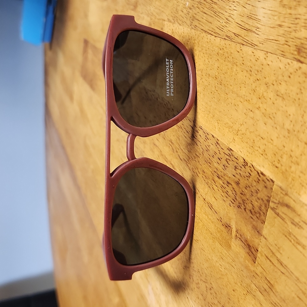 New! Burgundy frame DARK TINT sunglasses